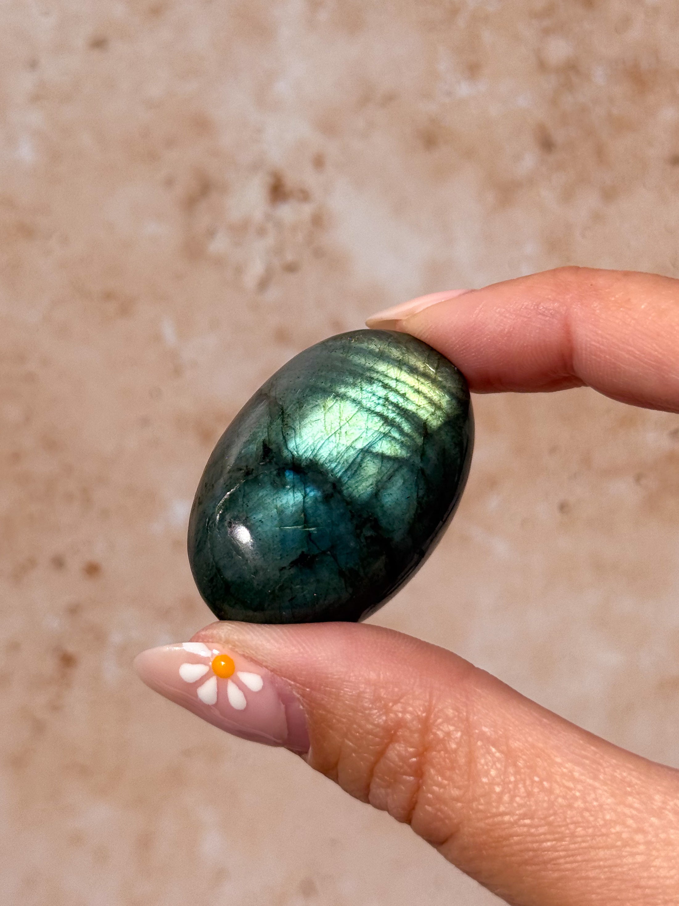 Labradorite Pebble A | Madagascar