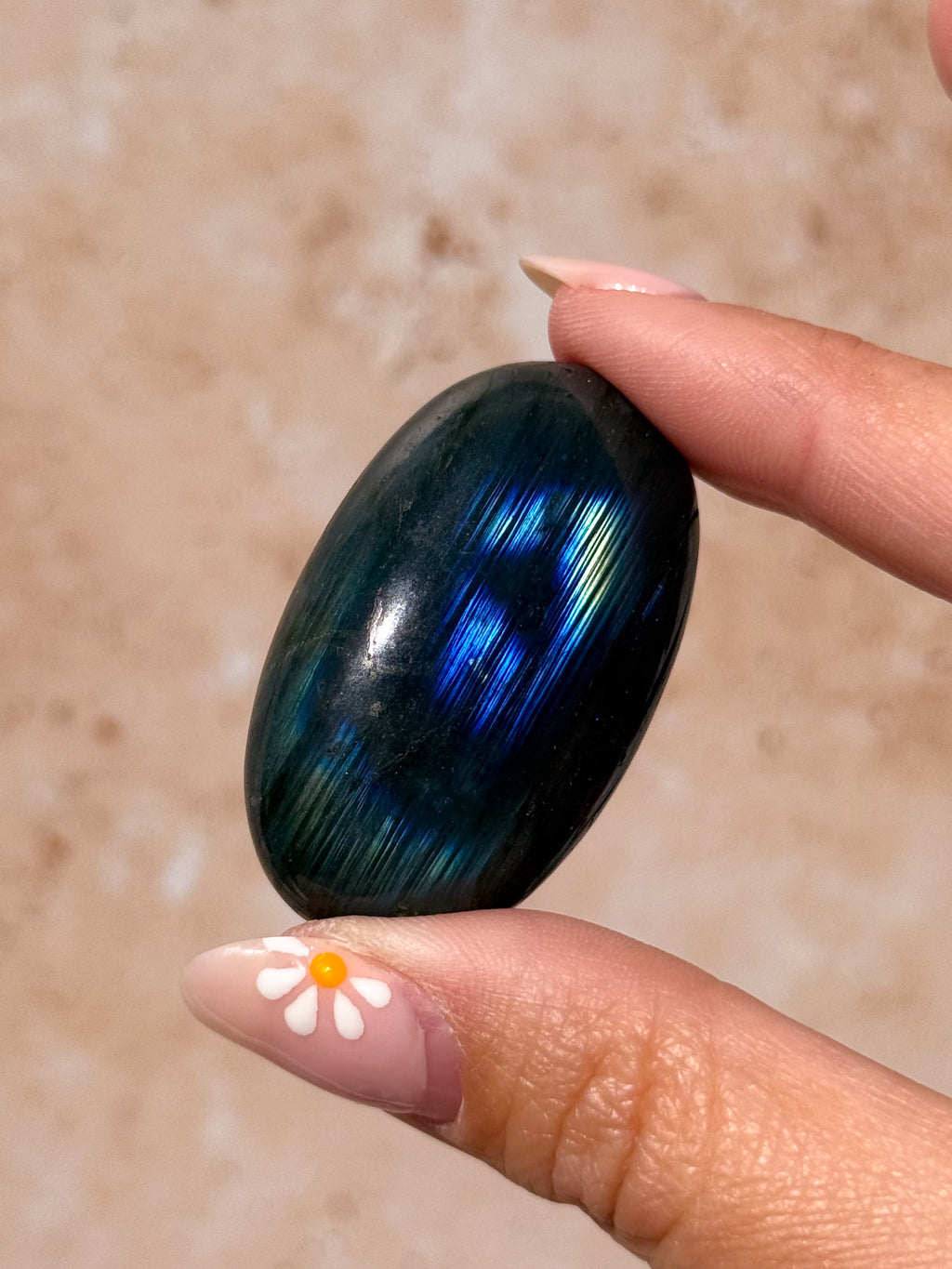 Labradorite Pebble B | Madagascar