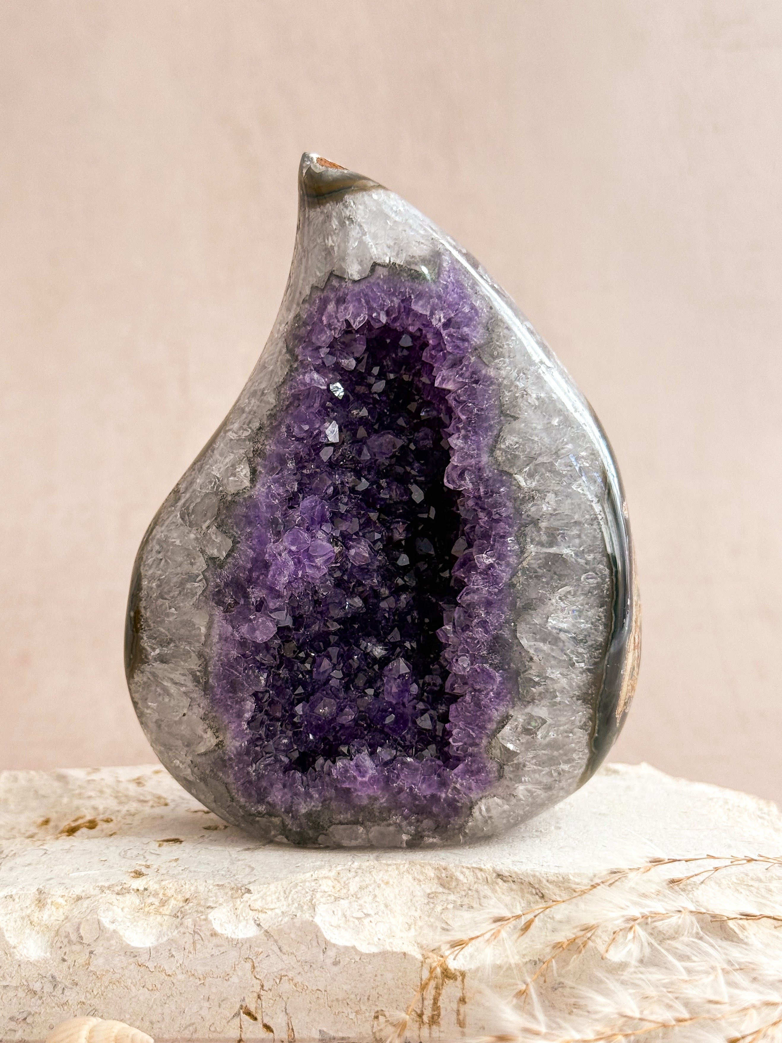 Amethyst Flame | Uruguay