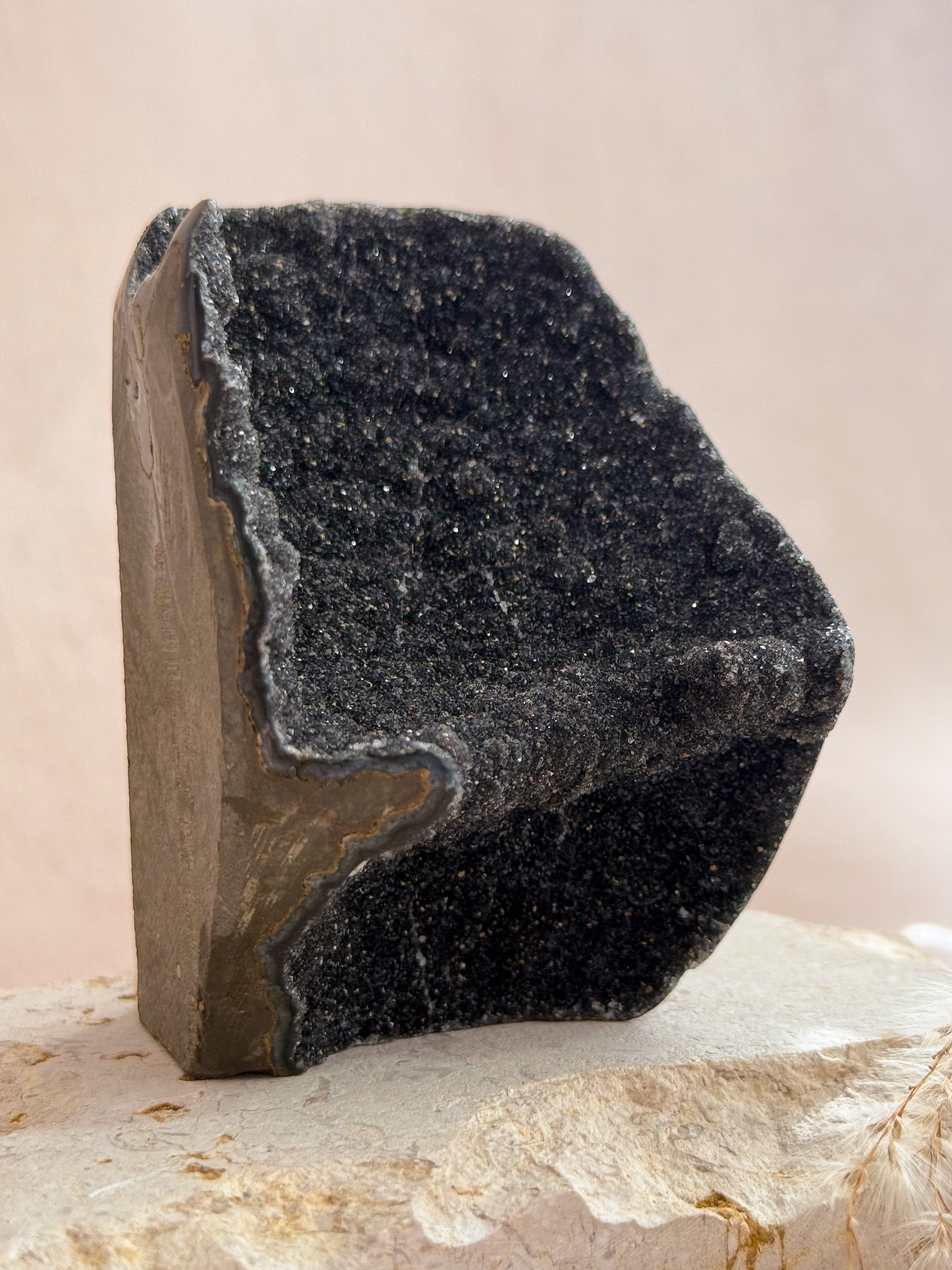 Black Amethyst Cut Base | Uruguay