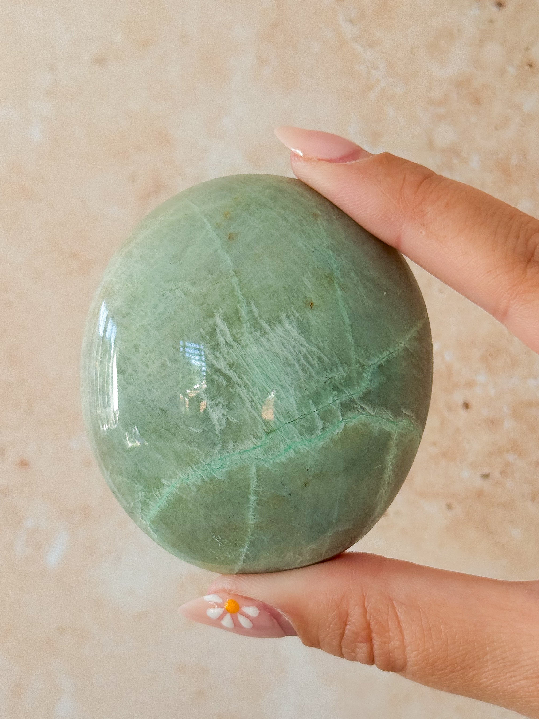 Green Moonstone Galet | Madagascar