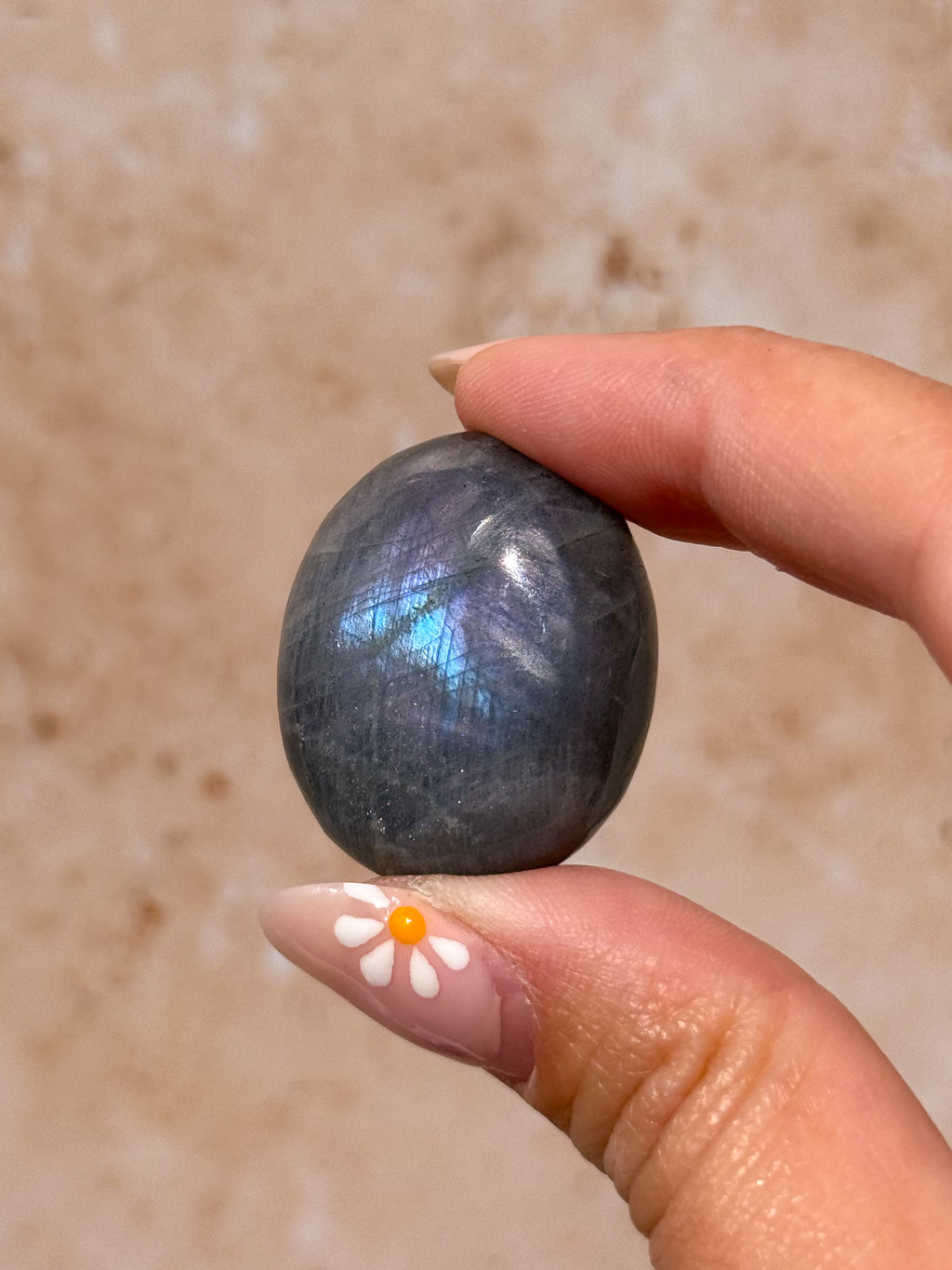 Labradorite Pebble E | Madagascar