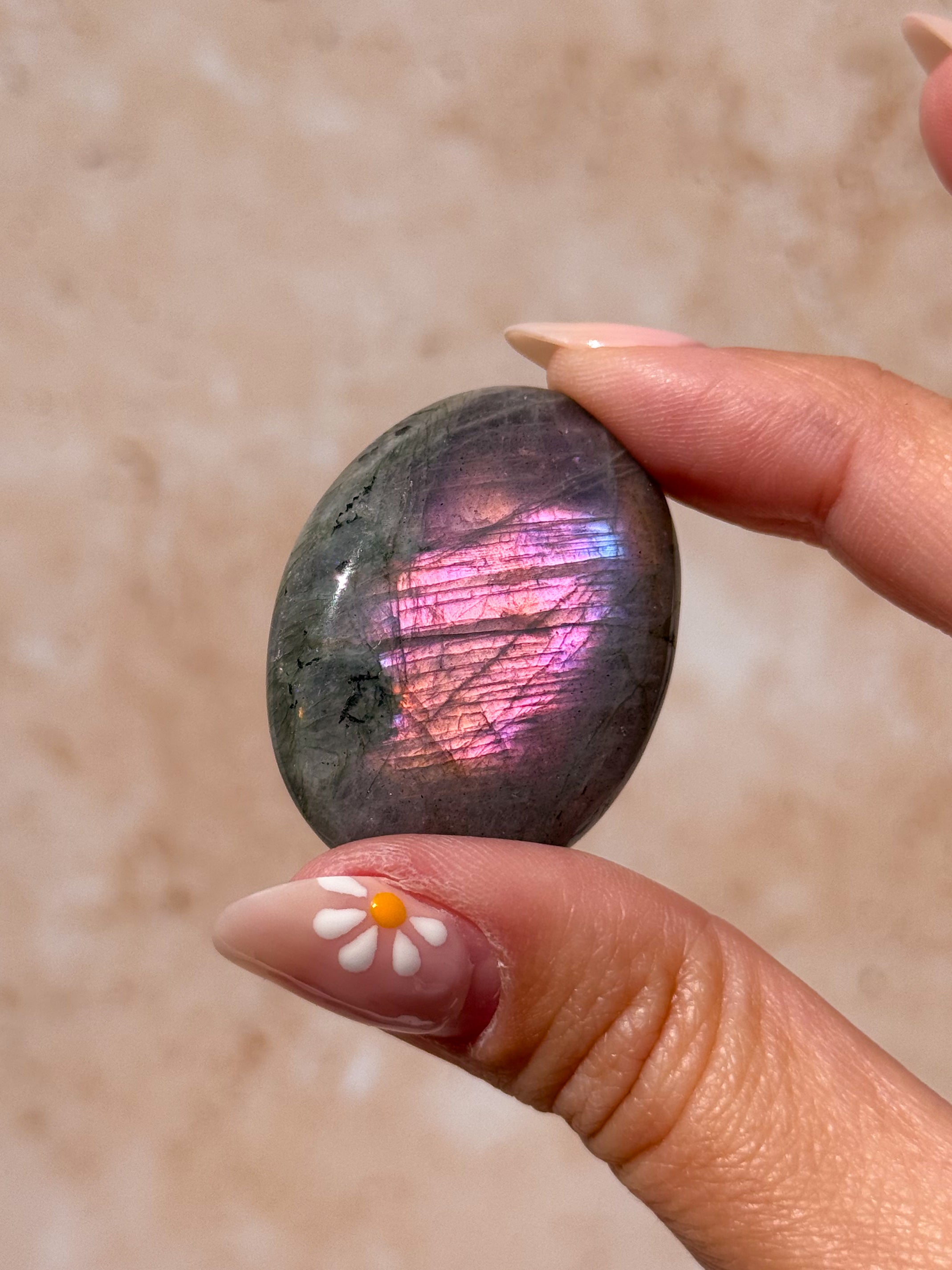 Labradorite Pebble B | Madagascar