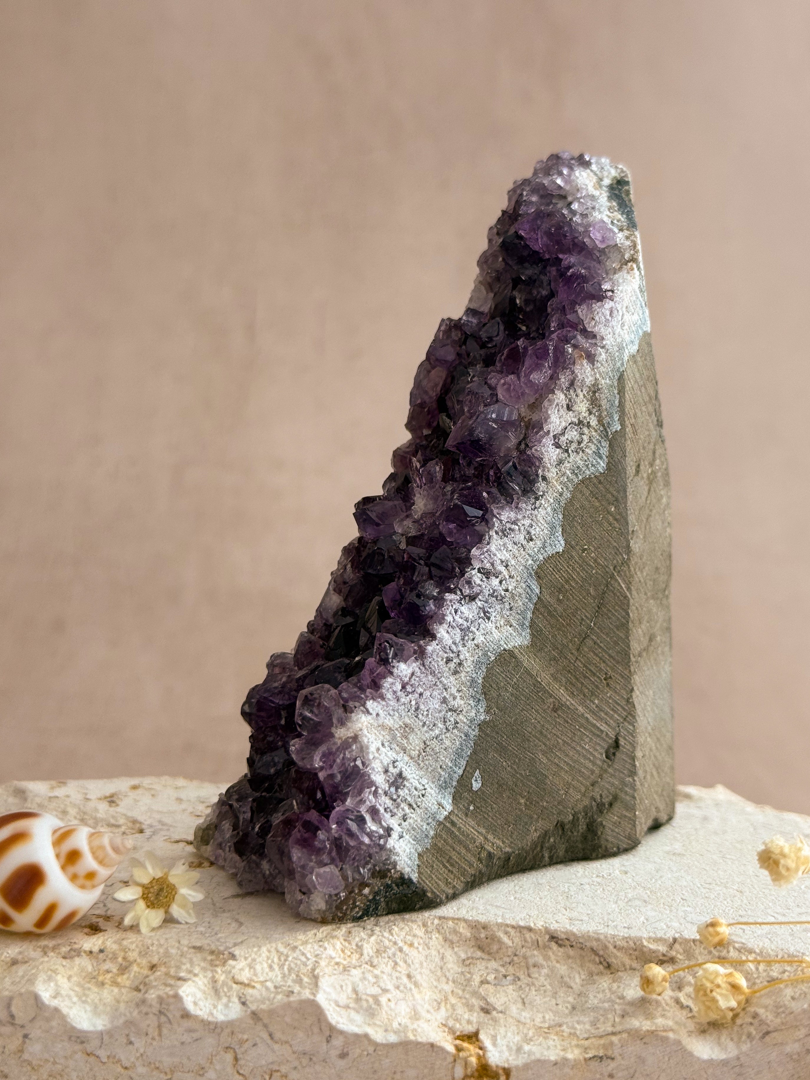 Uruguayan Amethyst Cut Base | Uruguay