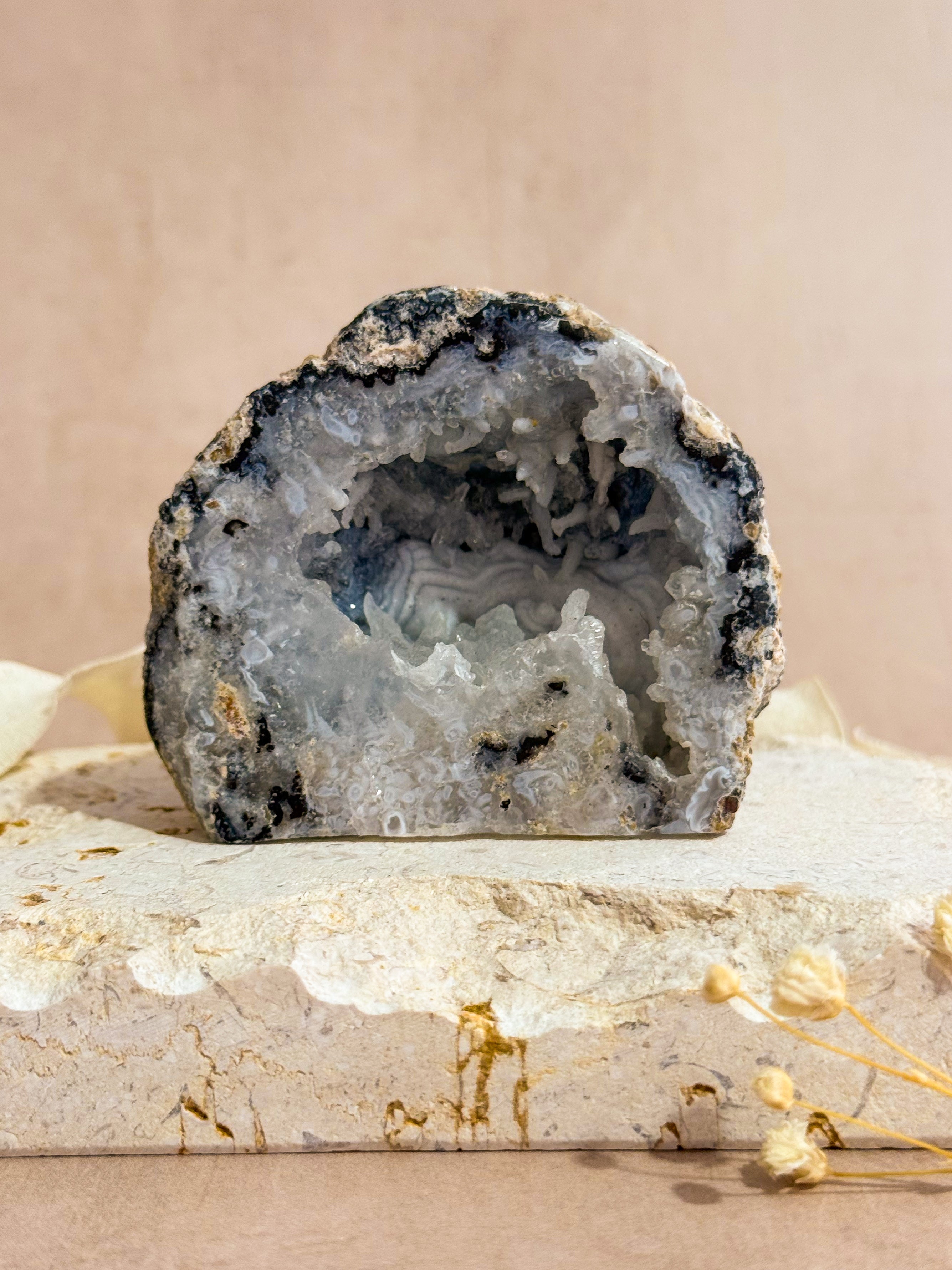 Chalcedony & Agate Cave B | Mexico