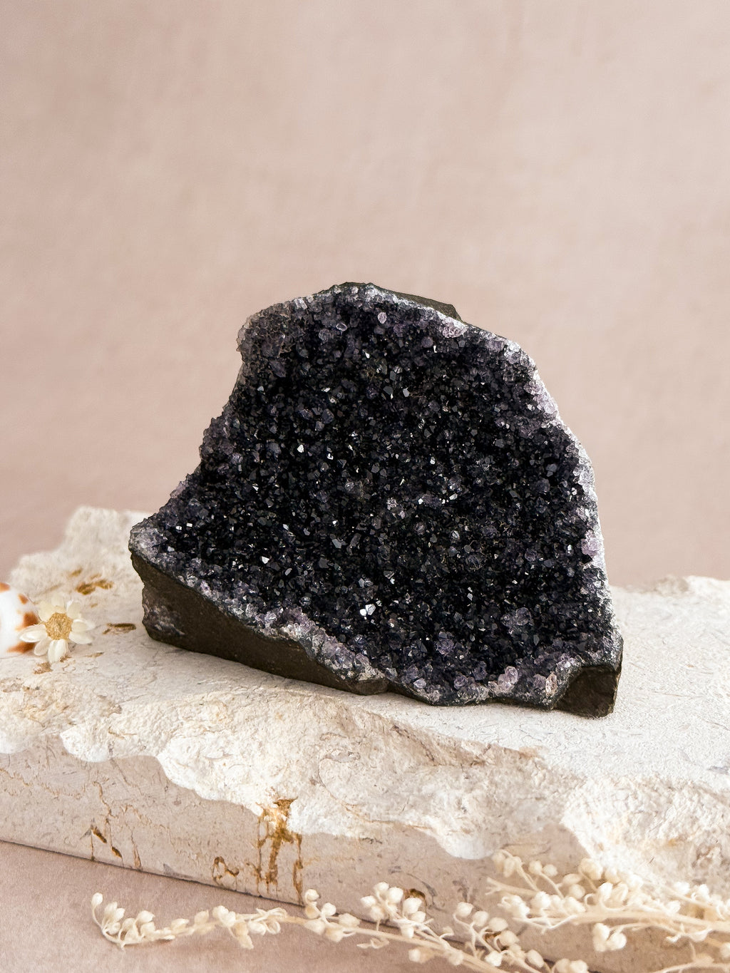 Black Amethyst Cut Base | Uruguay
