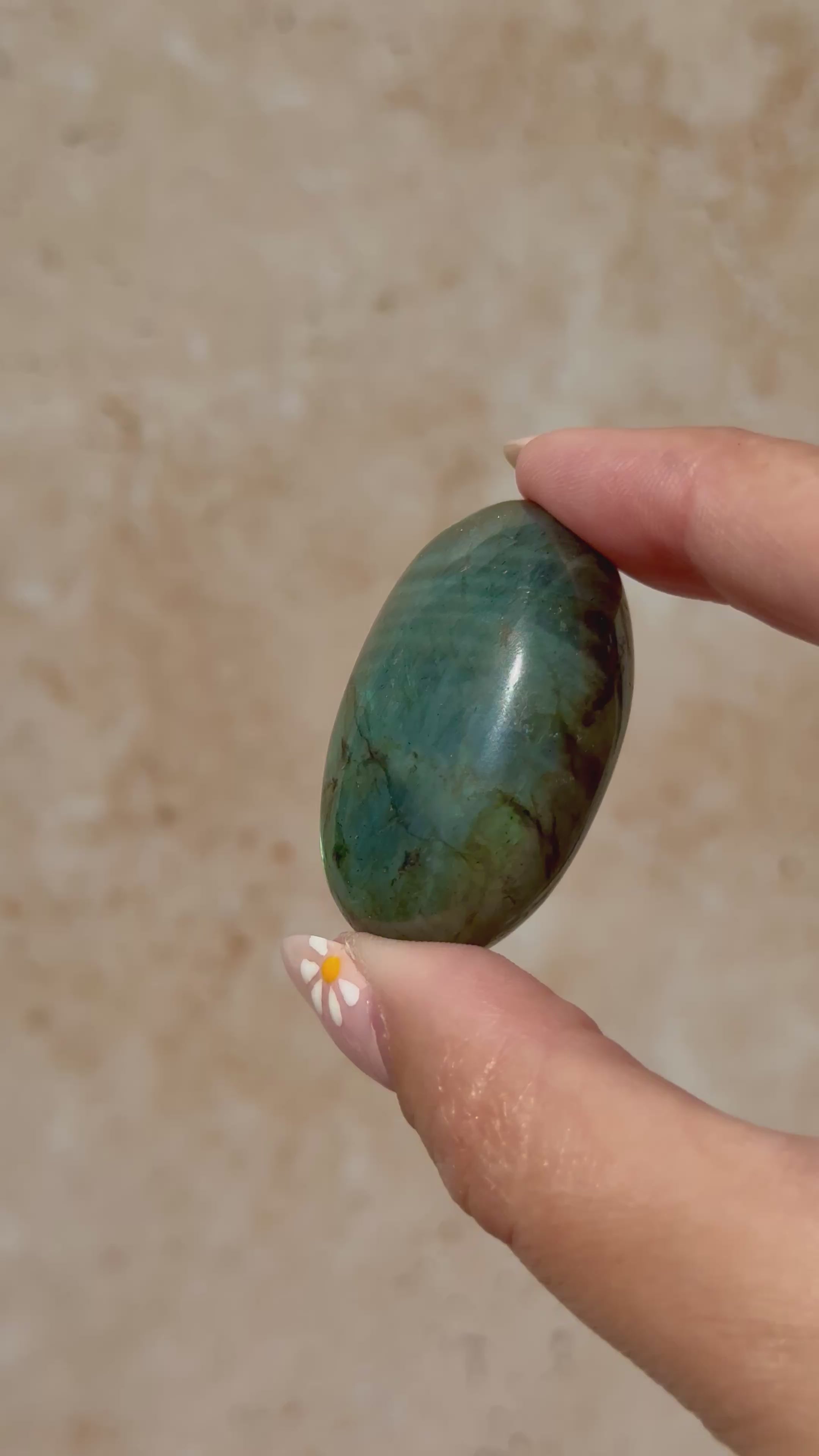 Labradorite Pebble A | Madagascar