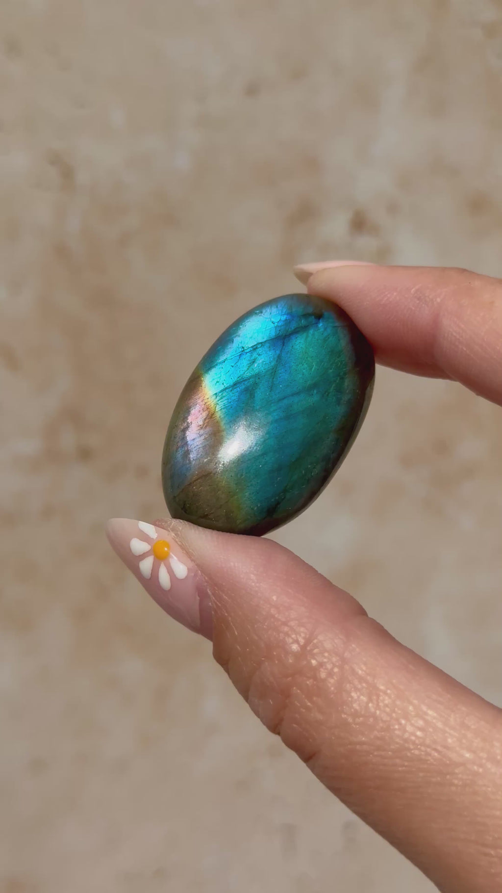Labradorite Pebble C | Madagascar
